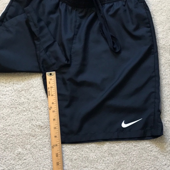 NIKE Dri Fit - Picture 2 of 5